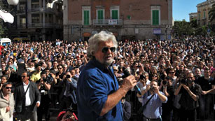 Ver vídeo  'El Movimiento 5 Estrellas sufre un serio revés en las municipales italianas'