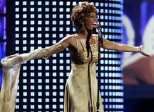 MUERE LA CANTANTE WHITNEY HOUSTON A LOS 48 A&Ntilde;OS