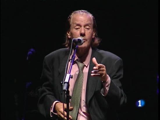 El cantaor gaditano Chano Lobato ha muerto en Sevilla despu&eacute;s de una larga enfermedad