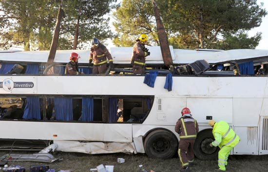 Una estudiante holandesa muere al volcar un autob&uacute;s en Girona