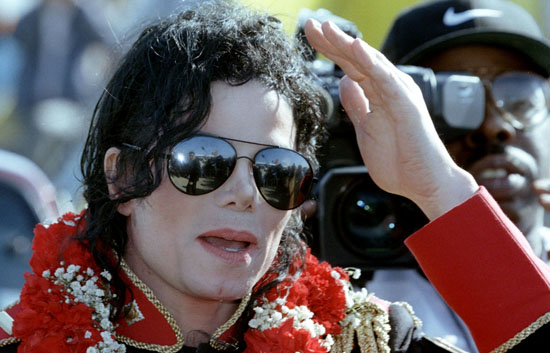 Muere Michael Jackson de una parada cardiorrespiratoria en su casa de Los �ngeles
