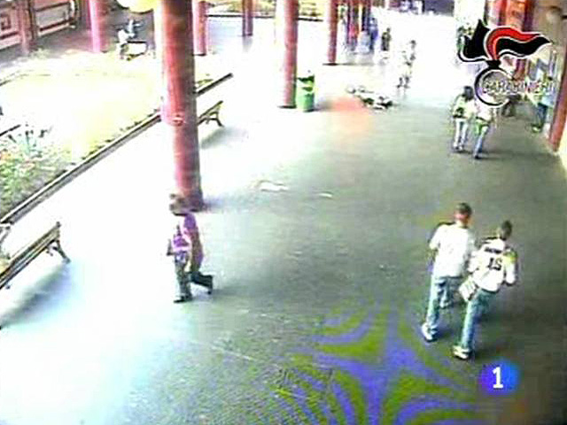 Muere una mujer en el metro de Roma sin que nadie le ayude
