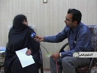 Ver v&iacute;deo  'Mujer iran&iacute; condenada a lapidaci&oacute;n denuncia torturas antes de su entrevista en televisi&oacute;n'