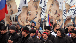 Ver v&iacute;deo  'Multitudinario mitin de Vladimir Putin en Moscu ante 130.000 personas'