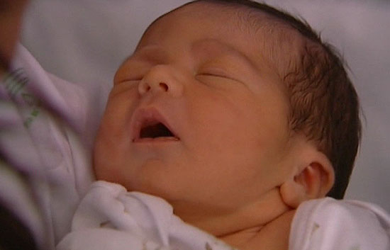 Javier, el primer beb&eacute; medicamento de Espa&ntilde;a
