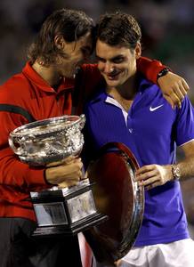 Nadal y Federer mostraron una vez más su complicidad y respeto en la pista. Nadal y Federer mostraron una vez más su complicidad y respeto en la pista.