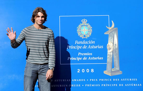 Nadal: "El premio m&aacute;s importante fuera de las pistas"