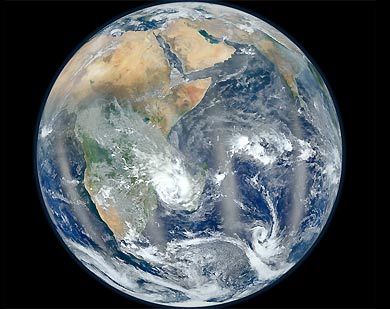 La NASA publica la otra 'cara' de su espectacular 'Canica Azul' a petición popular