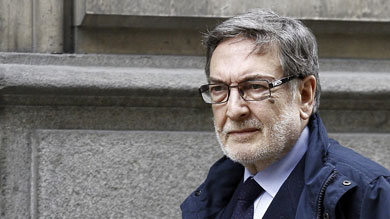 Nasarre admite que el PP "estandarizó pagos complementarios" Nasarre admite que el PP "estandarizó pagos complementarios"