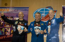 La nave Soyuz TMA-16 ya se encuentra rumbo a la Estaci&oacute;n Espacial Internacional (EEI). Ha despegado con una nueva tripulaci&oacute;n ruso-estadounidense y el s&eacute;ptimo turista espacial de la historia a bordo, el canadiense Guy Lalibert&eacute;, fundador del "Cirquee