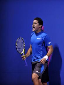 Almagro celebra un punto durante el partido de primera ronda ante el belga Xavier Malisse.