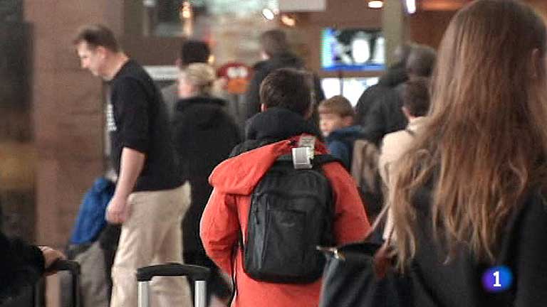 El ni&ntilde;o belga que viaj&oacute; solo a M&aacute;laga ya est&aacute; con su familia 