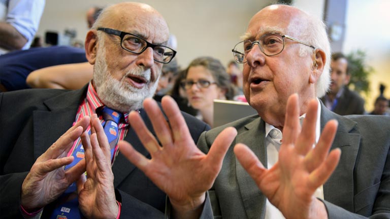 Los 'padres' del Bosón de Higgs, François Englert y Robert Higgs, obtienen el Nobel