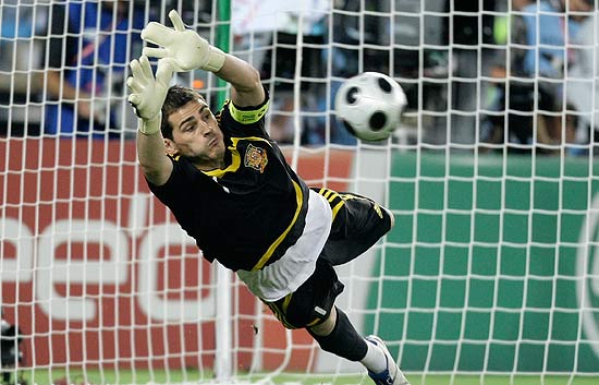 Nuestros 24 superh&eacute;roes