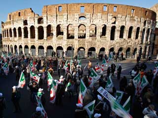 Ver v&iacute;deo  'Nueva marcha contra Berlusconi'