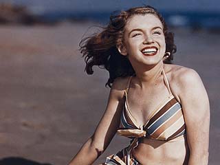 Ver v&iacute;deo  'Nueva York expone fotograf&iacute;as in&eacute;ditas de Marilyn Monroe'