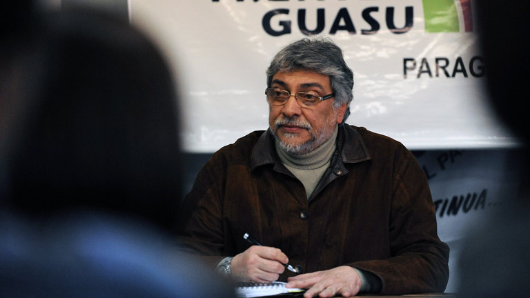 El nuevo gobierno de Paraguay se enfrenta al aislamiento internacional