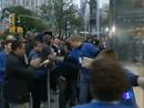 Ir al Video&nbsp;El nuevo iPhone de Apple sale a la venta