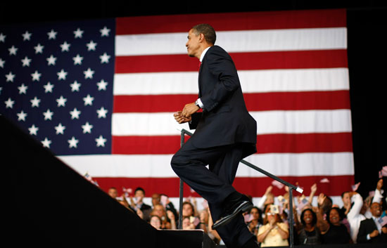 Obama apuesta por el cambio y el di�logo en sus primeros seis meses de mandato