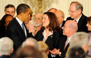 Ver v&iacute;deo  'Obama levanta las restricciones a las investigaciones con c&eacute;lulas madre'