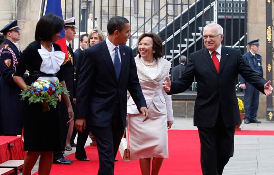 Obama llega a Praga para la cumbre UE-EE.UU.