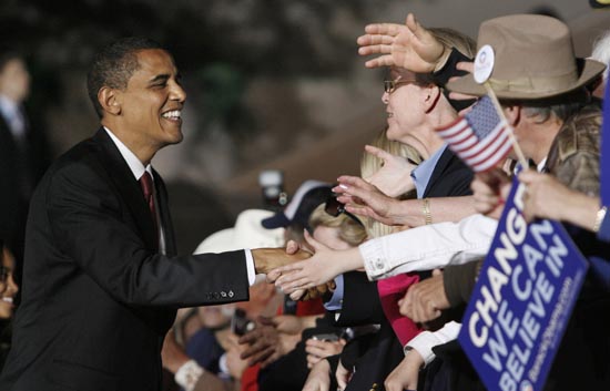 Barack Obama se proclama ganador frente a Clinton