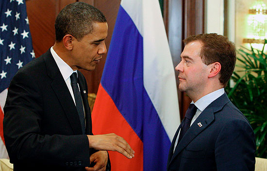 Obama trata en la cumbre APEC el desarme nuclear y el programa at�mico de Ir�n
