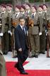 El presidente de Francia, Nicolas Sarkozy, ha comenzado el segundo d&iacute;a de su visita con una ofrenda en el Monumento de los Ca&iacute;dos.