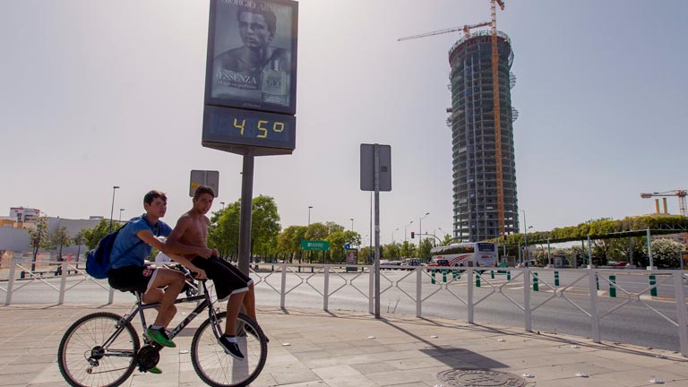 La ola de calor se prolongar&aacute; hasta el viernes con m&aacute;s de 40 grados en el sureste