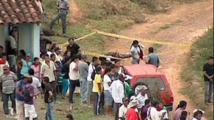 Ver v&iacute;deo  'Once militares muertos en Colombia y otros dos heridos por un ataque de las FARC'