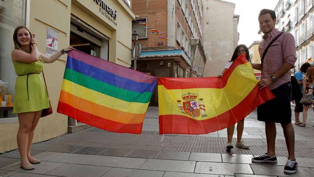 M&aacute;s Gente - Comienza el Orgullo Gay con el lema 'Igualdad sin recortes'