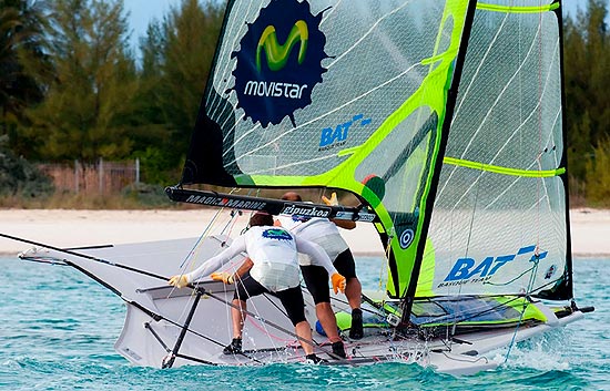 Iker Mart&iacute;nez y Xabi Fern&aacute;ndez tricampeones del Mundo en 49er