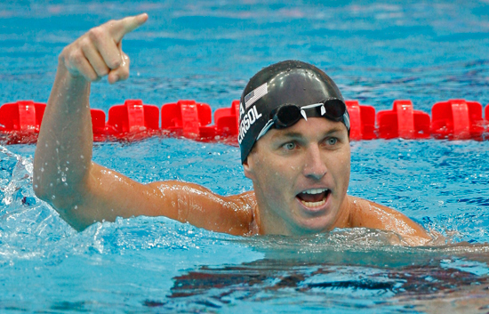 Oro para Peirsol en 100 m. espalda