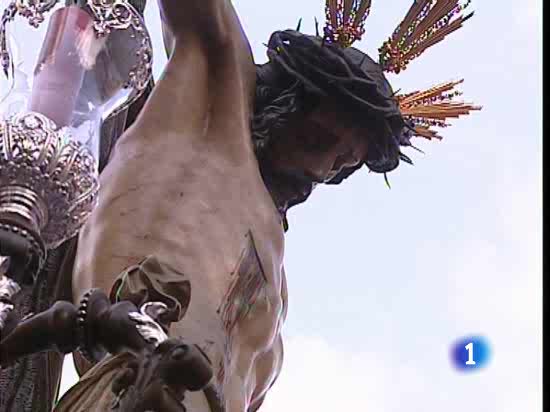 Otra Semana Santa mirando a las nubes