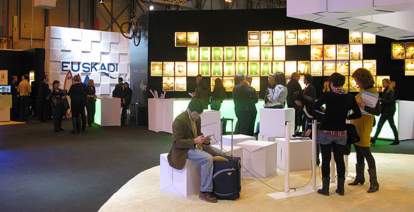 El pabell&oacute;n de Euskadi en FUTUR 2011
