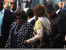 Los padres de MIchael Jackson, Katherine y Joe Jackson llegan a la Corte Superior de Justicia de Los &Aacute;ngeles, donde se celebra el juicio