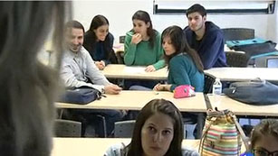 Ver v&iacute;deo  'El Pa&iacute;s Vasco mantiene las tasas universitarias y Catalu&ntilde;a condiciona el aumento a m&aacute;s becas'