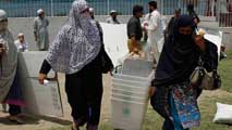 Ir al Video&nbsp;Pakist&aacute;n celebra elecciones generales en un clima de m&aacute;xima tensi&oacute;n y violencia