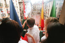 Pamplona da el pistoletazo de salida a los Sanfermines con el chupinazo