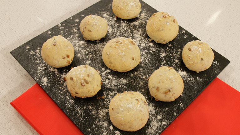 Saber Cocinar - Postres - Pan de pipas y s&eacute;samo
