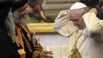 Ir al Video&nbsp;El Papa copto visita al Papa cat&oacute;lico por primera vez en cuarenta a&ntilde;os