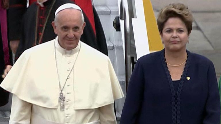 El papa Francisco llega a Brasil para celebrar la Jornada Mundial de la Juventud