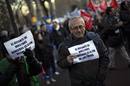 Fotogaleria: Miles de funcionarios se manifiestan en Madrid contra los recortes