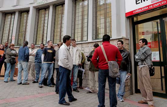 El paro sube un 6% en noviembre