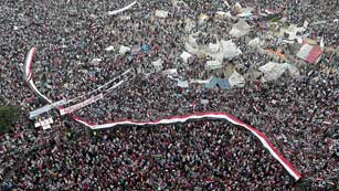 Ver vídeo  'Los partidarios y detractores de Morsi en Egipto vuelven a las calles'