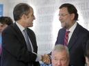 Camps saluda a Rajoy despu&eacute;s de remodelar el PP valenciano.