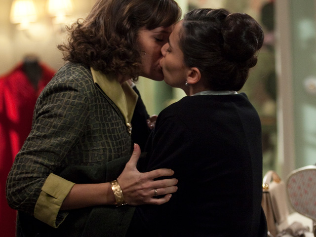 Amar - La pasi&oacute;n se desata entre Ana y Teresa
