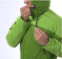 Prendas de ropa fabricadas con materiales 100% reciclables