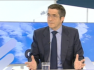 Patxi L�pez sugiere que medio PP ir�a a la c�rcel con la propuesta de Montoro