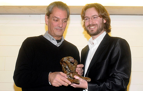  Paul Auster recoge el premio Leteo 2009 en el Museo de Arte Contempor&aacute;neo  de Castilla y Le&oacute;n (Musac). 